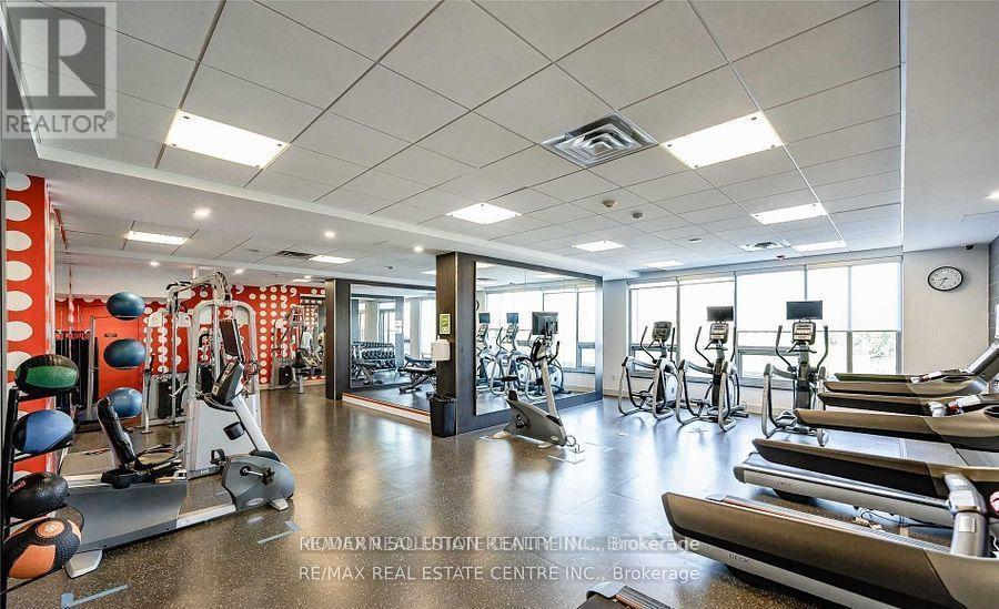 1102 - 360 Square One Drive, Mississauga, ON - Indoor Photo Showing Gym Room
