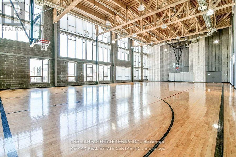 1102 - 360 Square One Drive, Mississauga, ON - Indoor Photo Showing Other Room