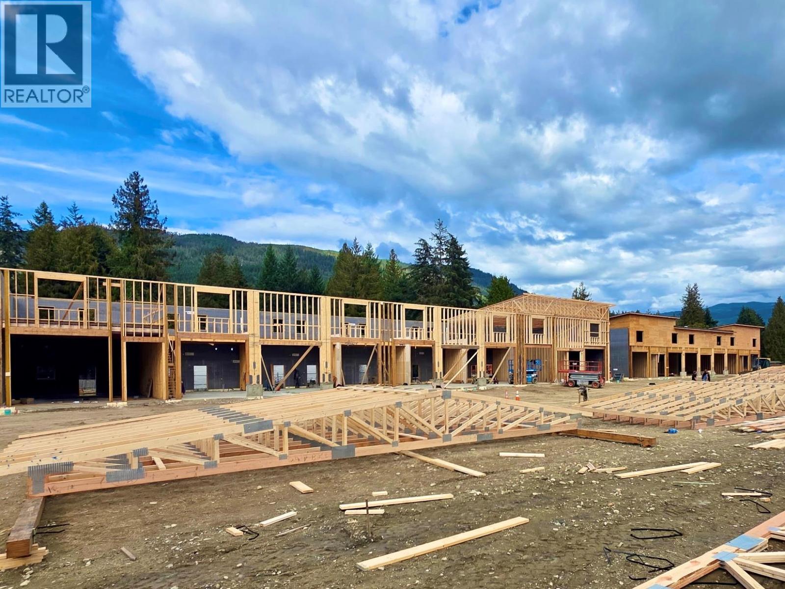 1002 Seed Frontage Road Unit# 11 Lot# Psl 11, Sicamous, BC