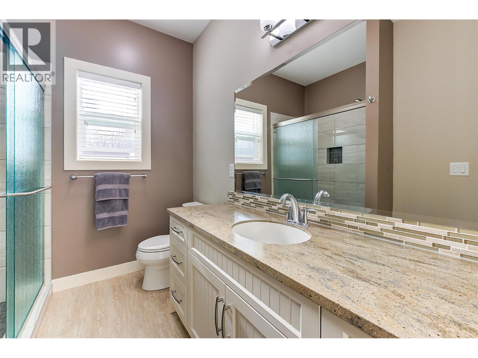 2064 Aspen Drive, Westbank, BC - Indoor Photo Showing Bathroom