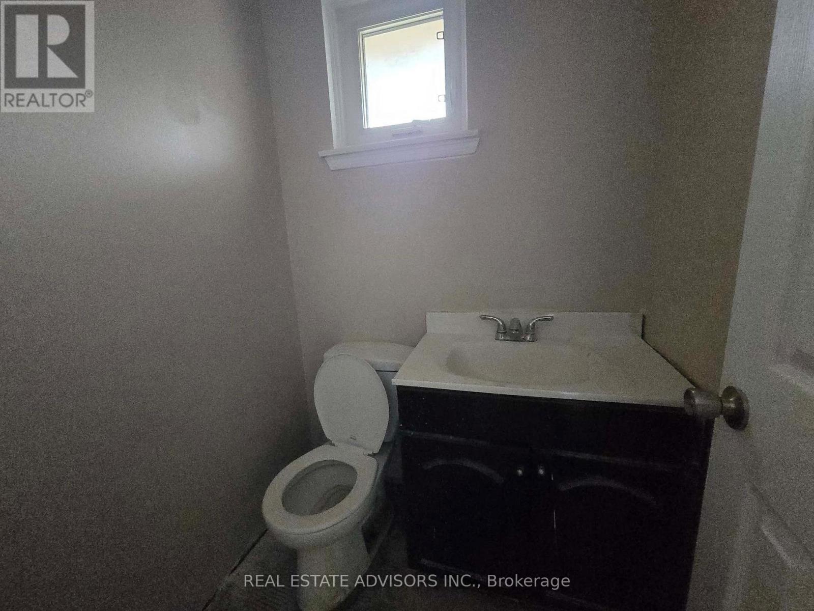 238 Braymore Boulevard, Toronto, ON - Indoor Photo Showing Bathroom