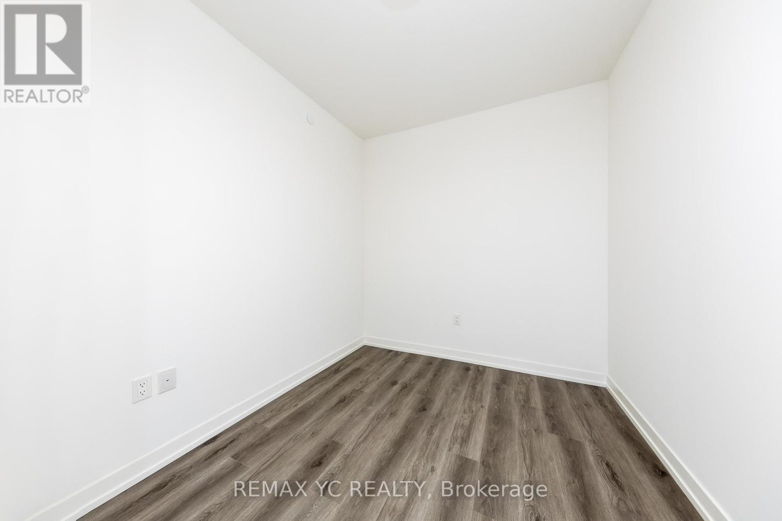 7108 - 138 Downes Street, Toronto, ON - Indoor Photo Showing Other Room