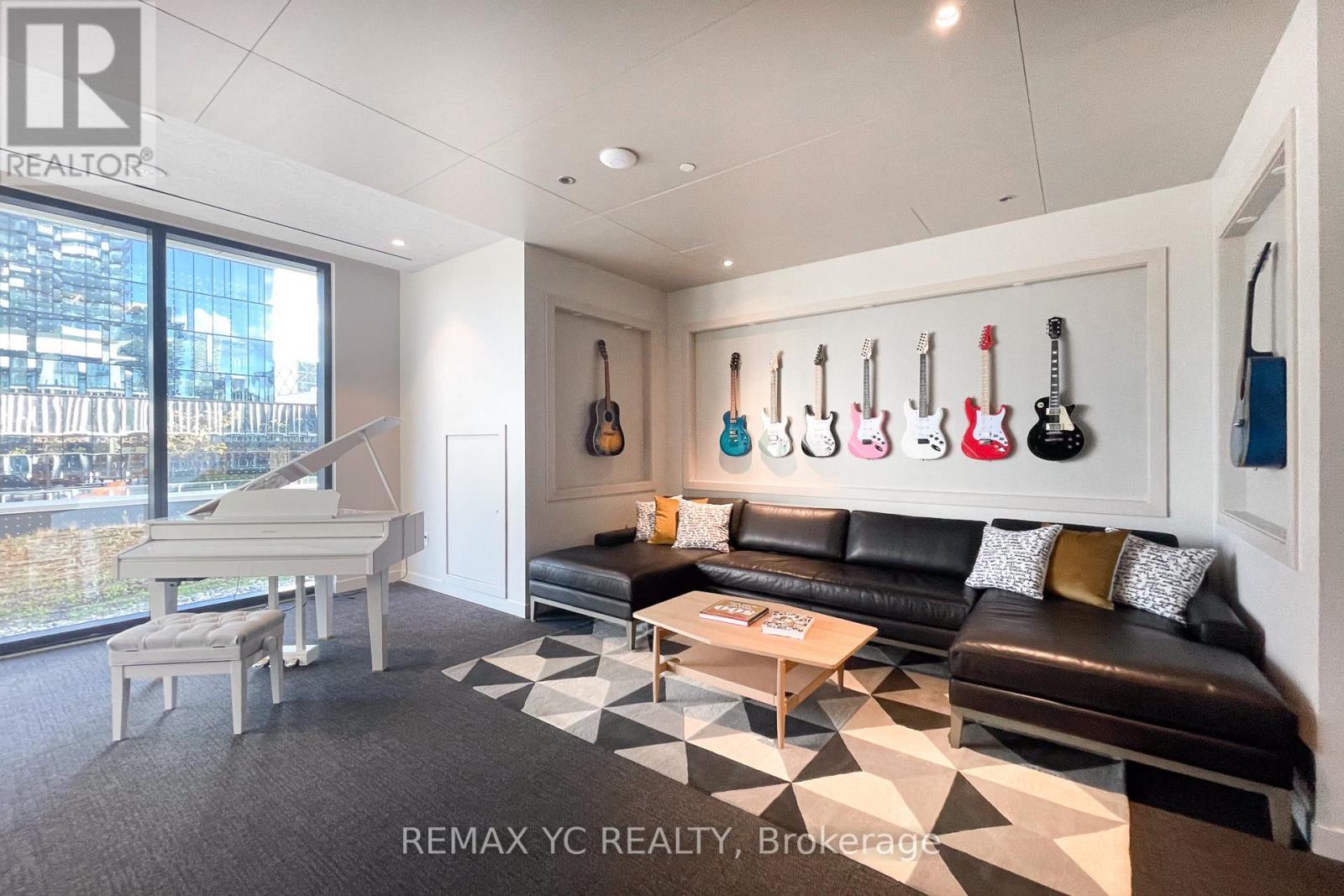 7108 - 138 Downes Street, Toronto, ON - Indoor Photo Showing Other Room