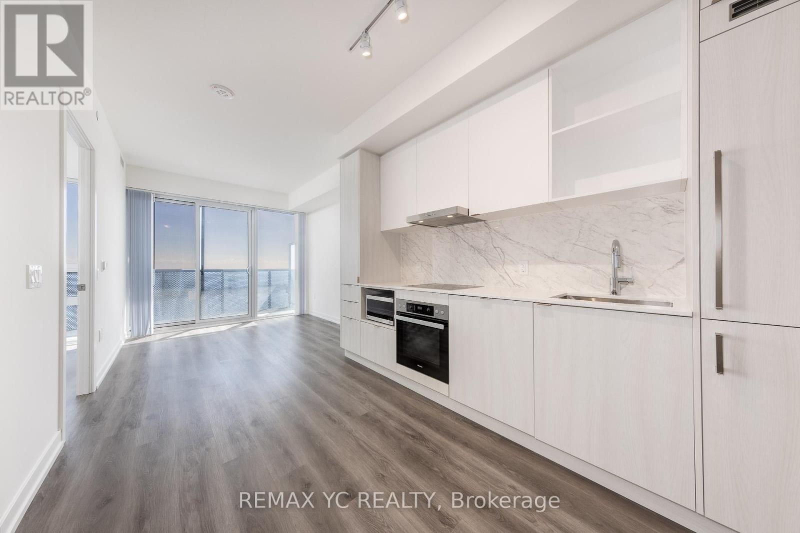 7108 - 138 Downes Street, Toronto, ON - Indoor Photo Showing Kitchen