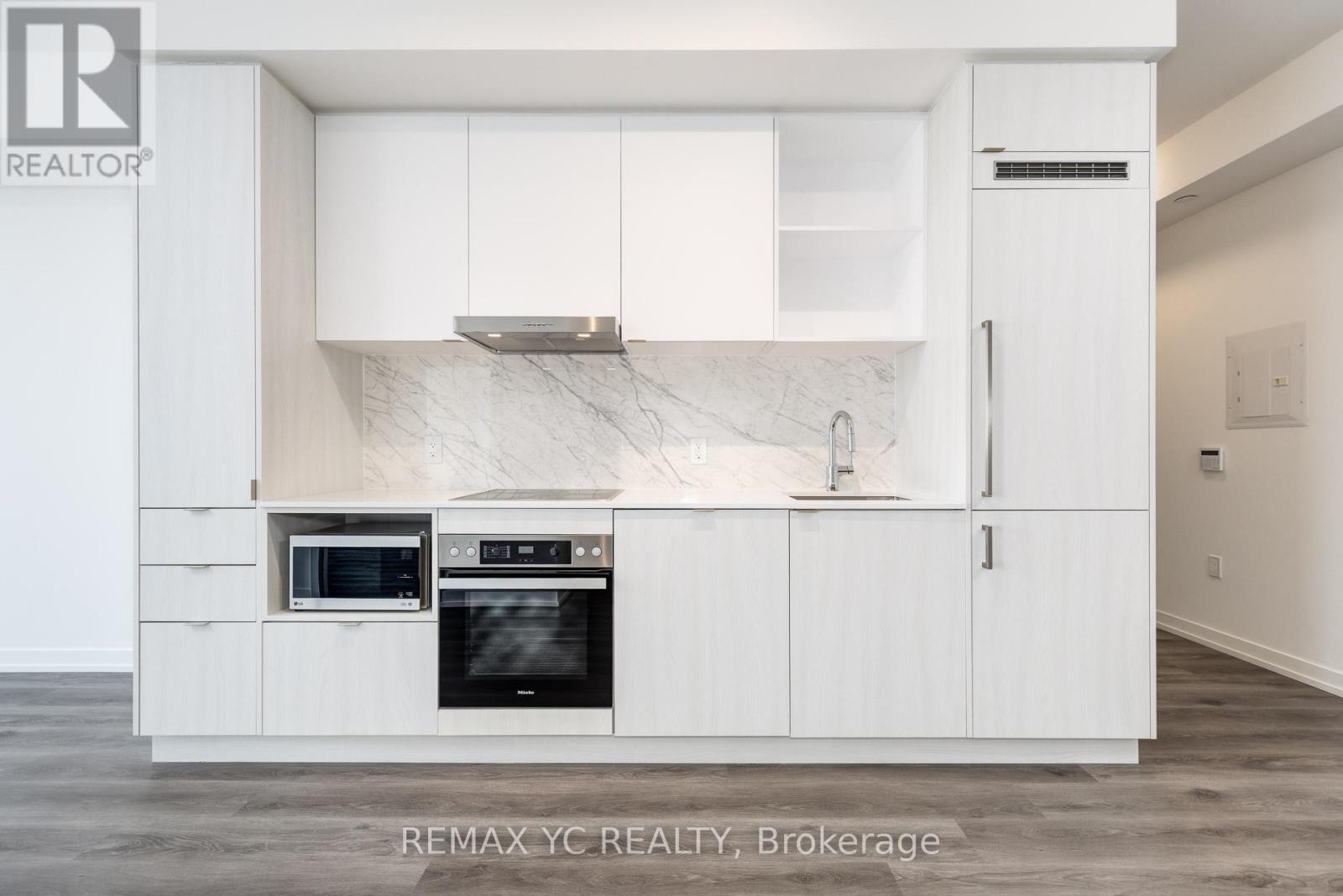 7108 - 138 Downes Street, Toronto, ON - Indoor Photo Showing Kitchen