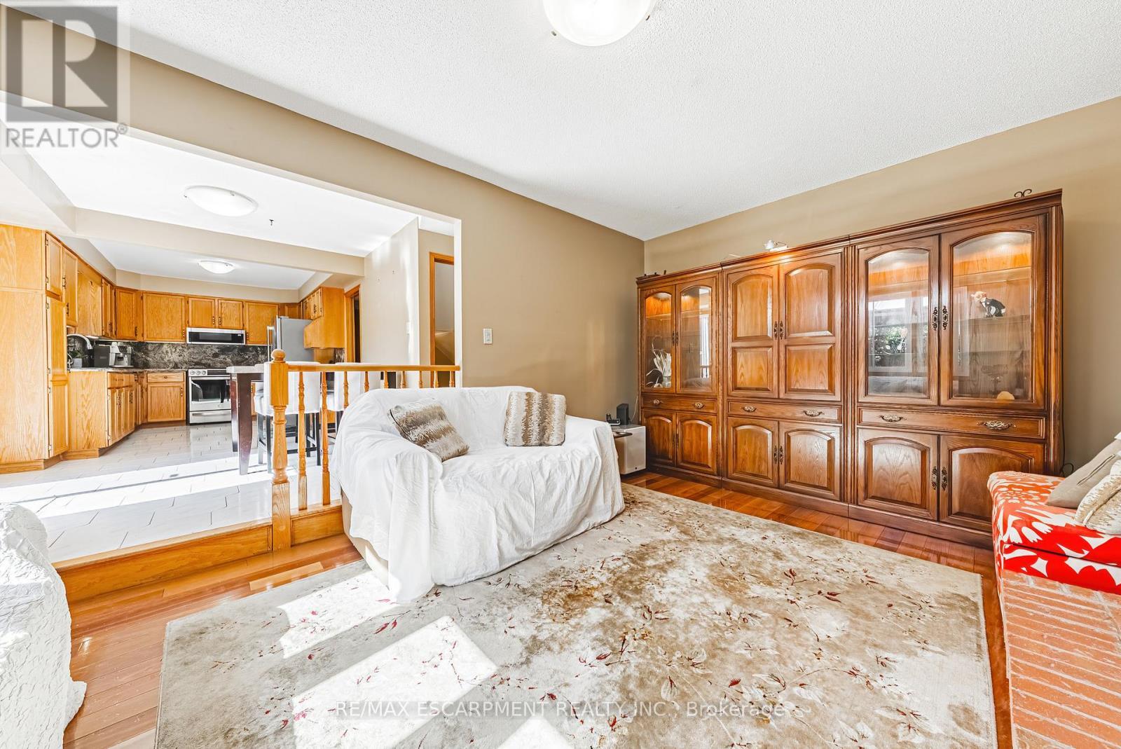 19 Glenhaven Court, Hamilton, ON - Indoor