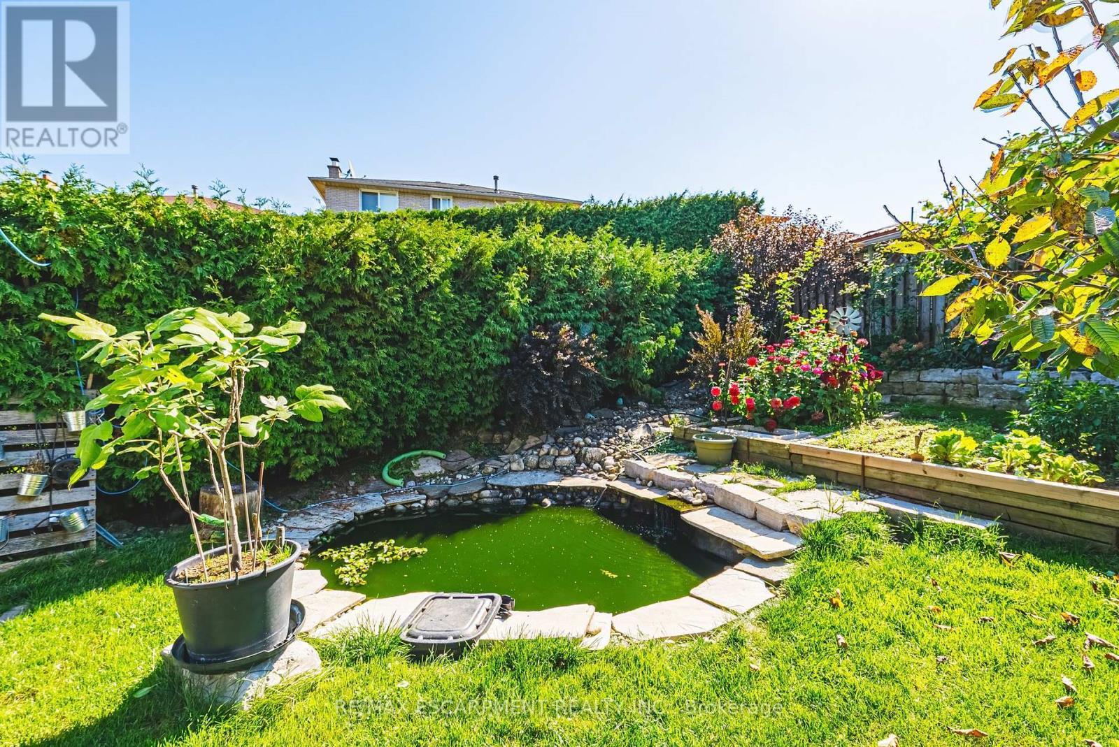 19 Glenhaven Court, Hamilton, ON - Outdoor