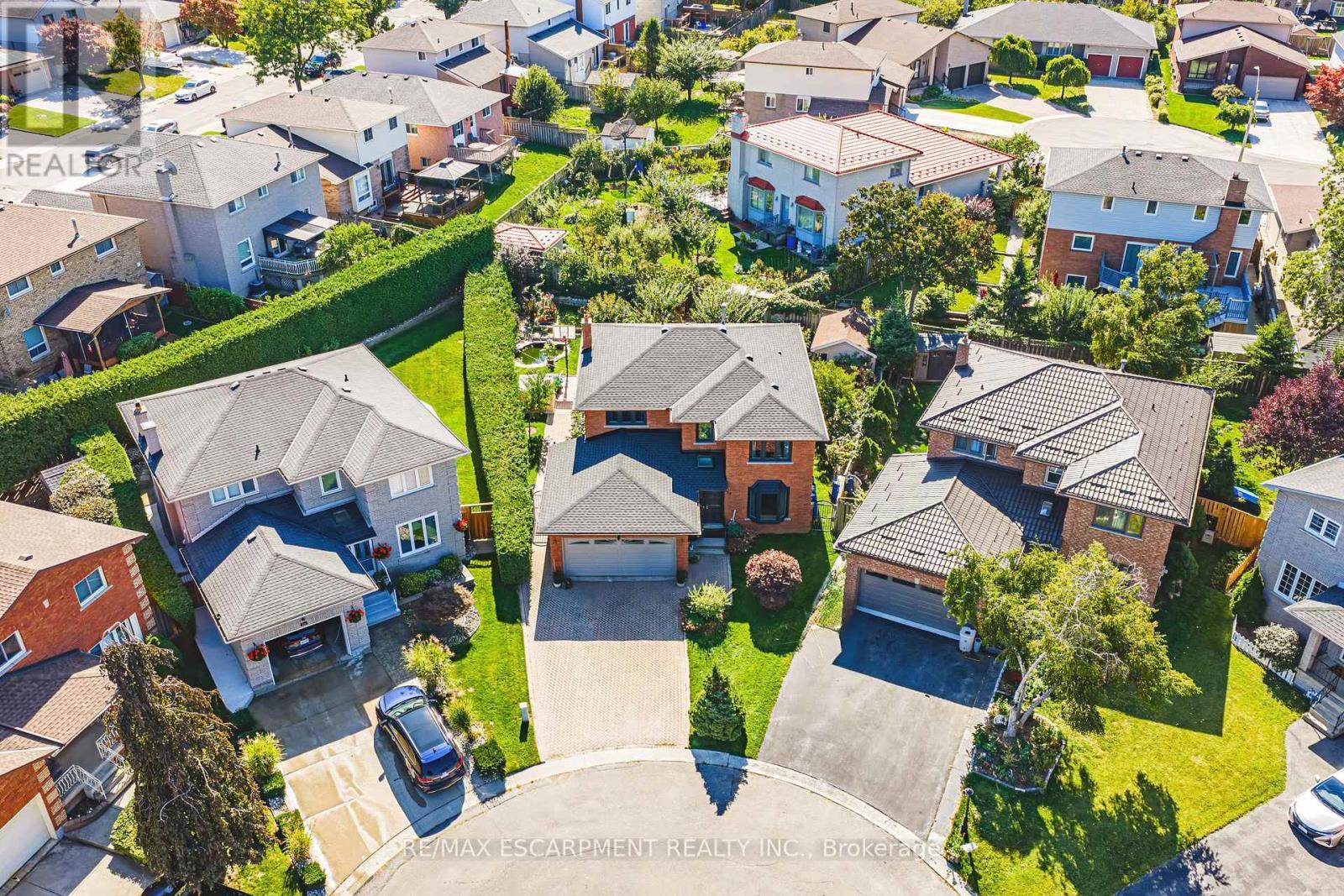 19 Glenhaven Court, Hamilton, ON - Outdoor With View