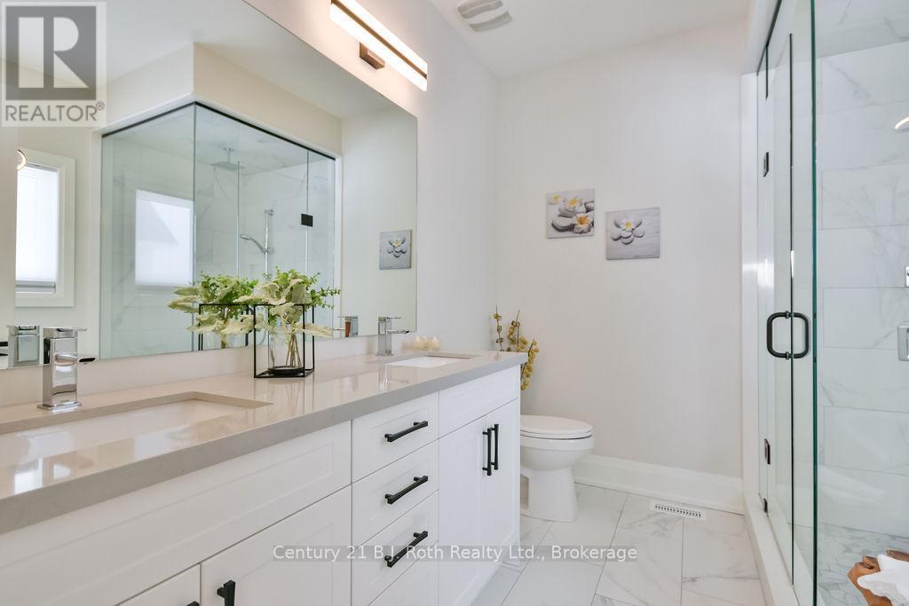 27 - 53 Dock Lane, Tay (Port Mcnicoll), ON - Indoor Photo Showing Bathroom
