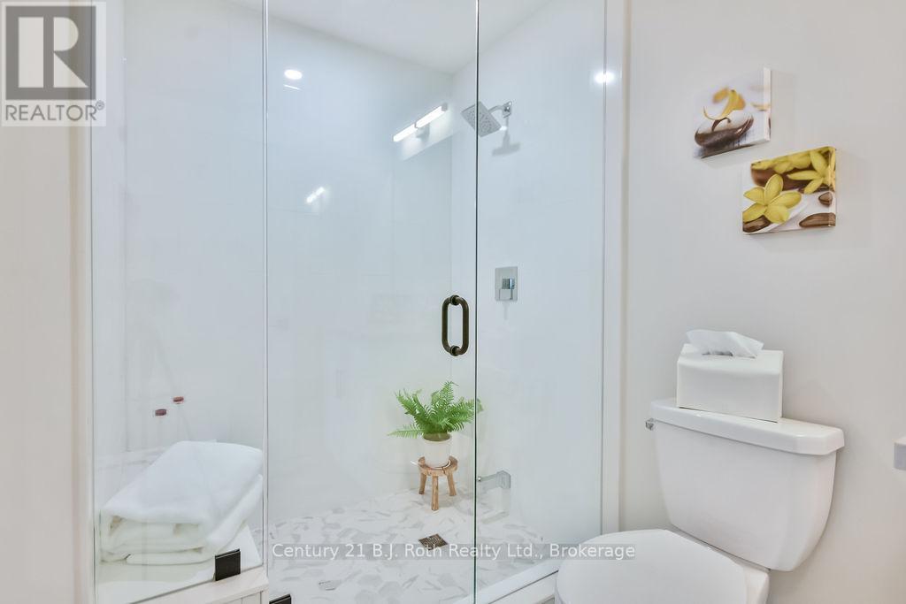 27 - 53 Dock Lane, Tay (Port Mcnicoll), ON - Indoor Photo Showing Bathroom