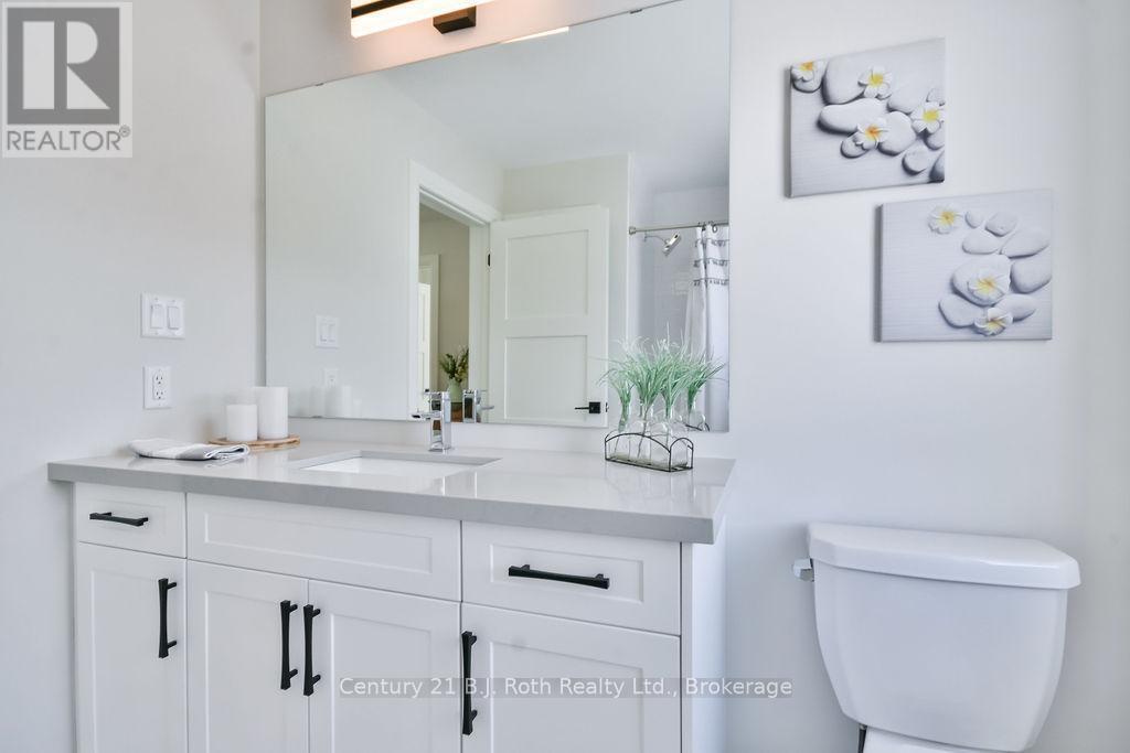 27 - 53 Dock Lane, Tay (Port Mcnicoll), ON - Indoor Photo Showing Bathroom