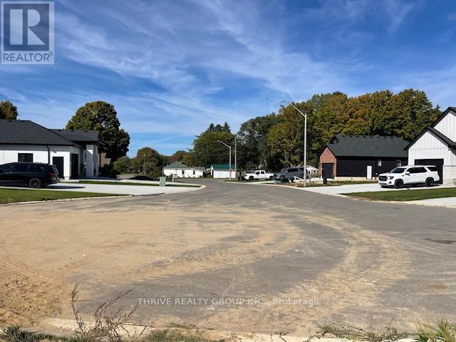 Located at the dead end of the court - 16 Charles Court, Bayham (Port Burwell), ON