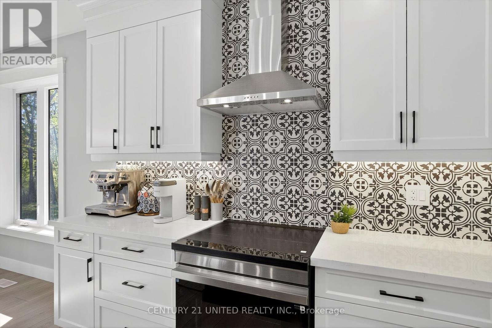 75 Riverside Boulevard, Trent Hills, ON - Indoor Photo Showing Kitchen