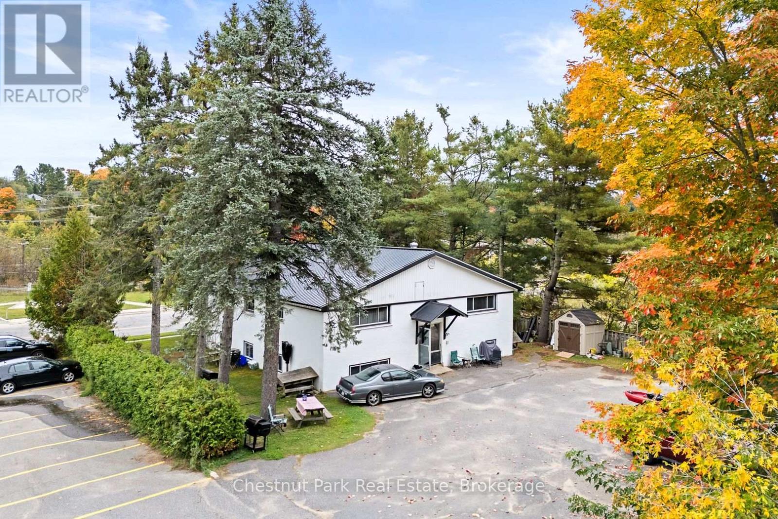84 Hiram Street, Bracebridge (Macaulay), ON - Outdoor