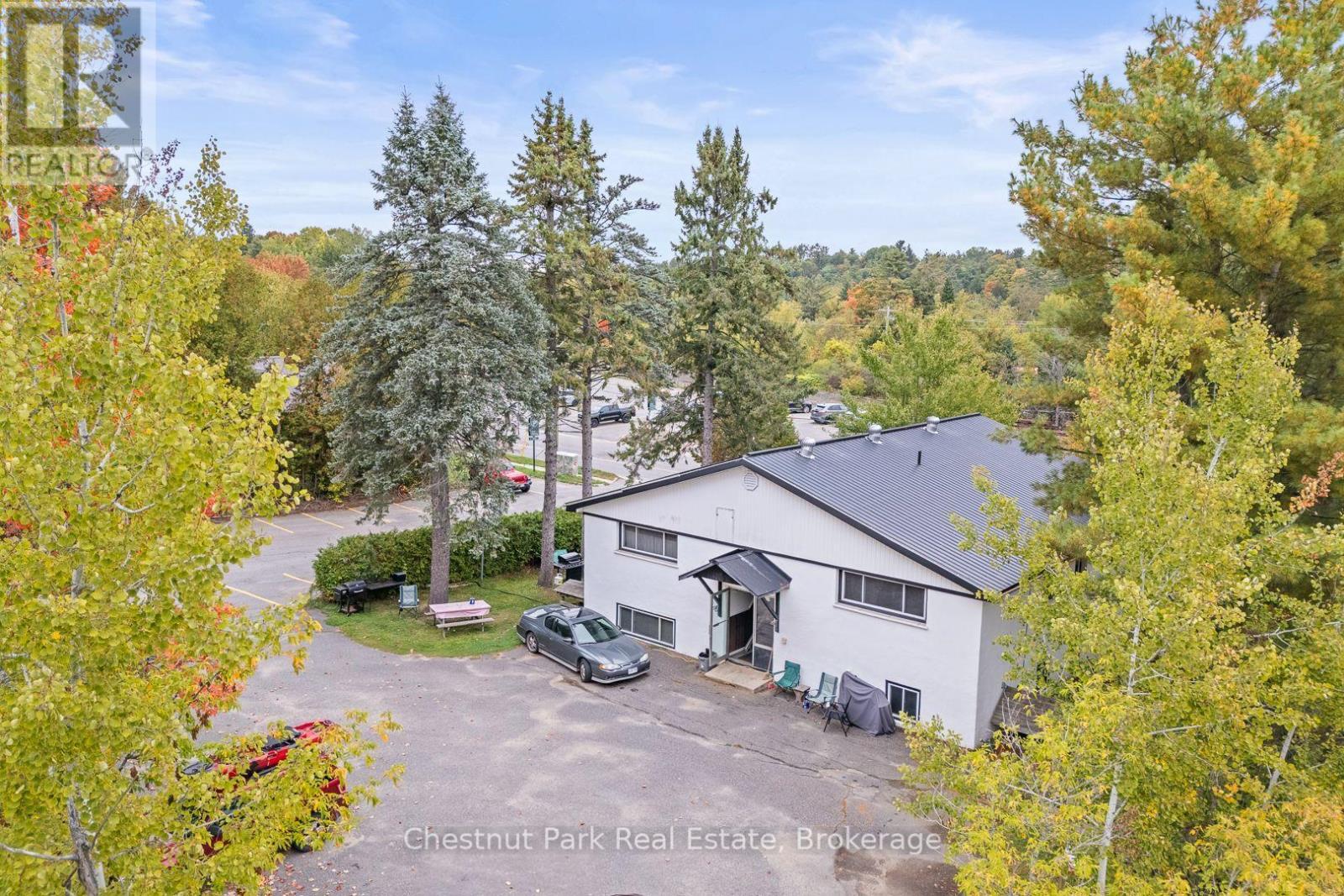84 Hiram Street, Bracebridge (Macaulay), ON - Outdoor With View