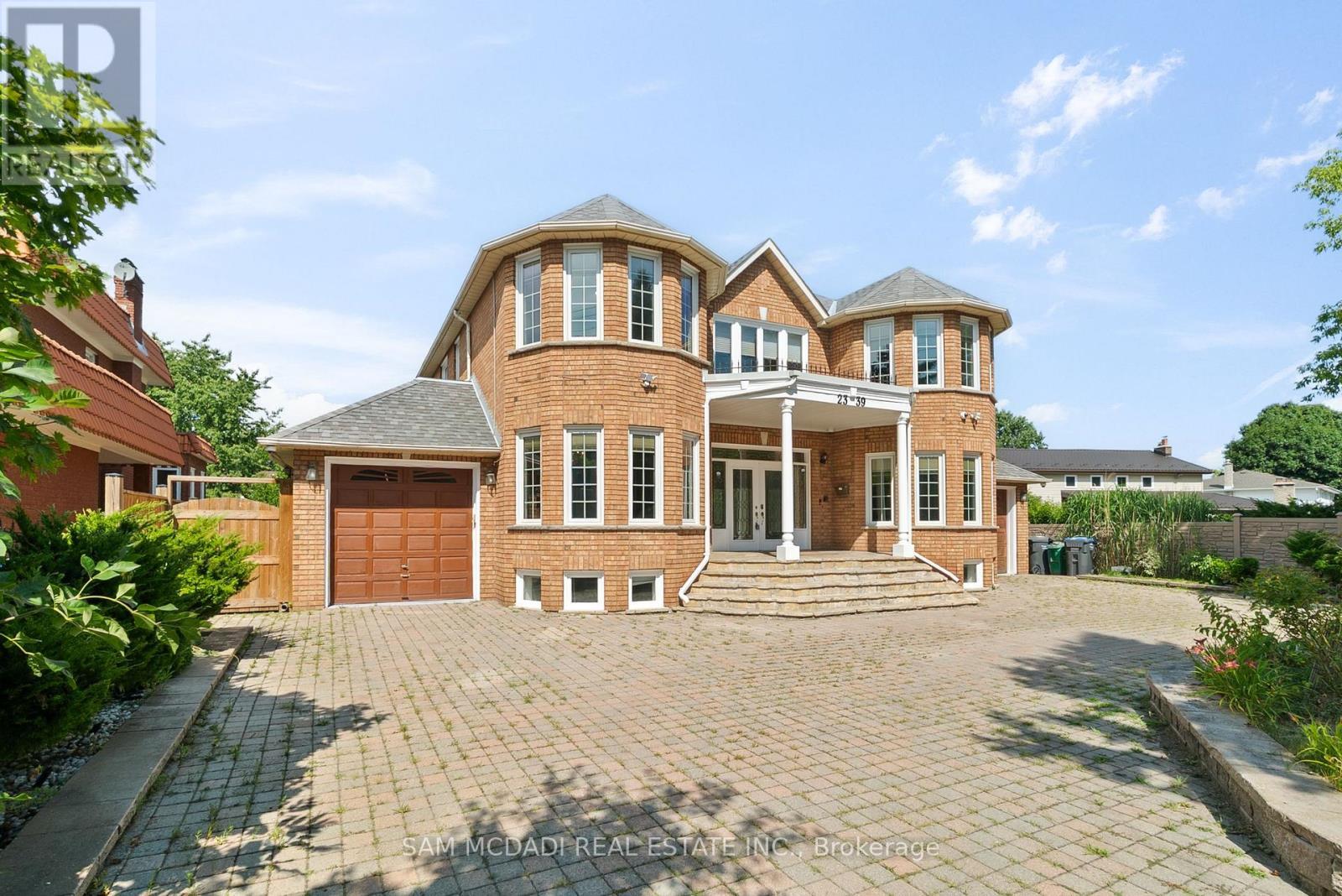 2339 Glengarry Road, Mississauga, ON - Outdoor