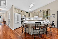 LARGE ISLAND HEATED... -