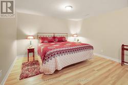 BEDROOM ON THE LOWER -