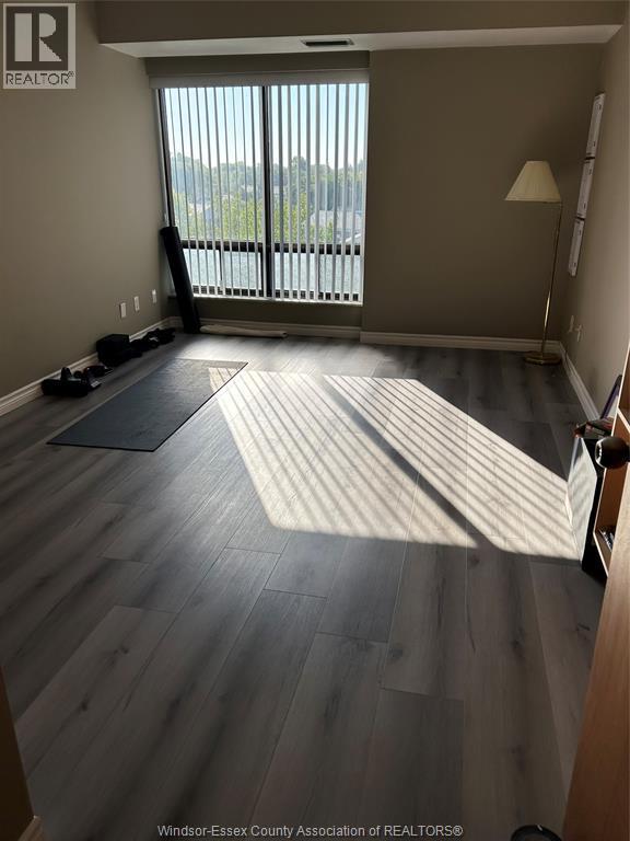 5125 Riverside Drive East Unit# 504, Windsor, ON - Indoor Photo Showing Other Room