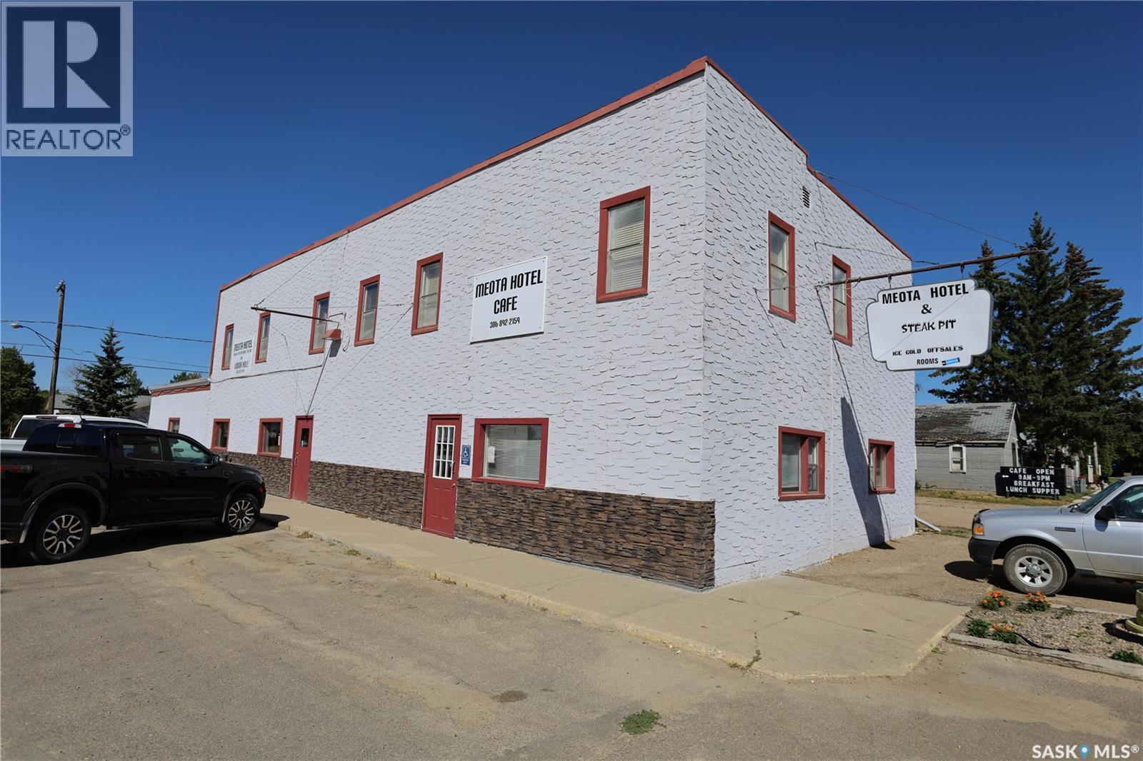 305 Main Street, Meota, SK