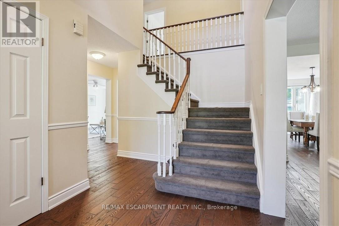 41 Steen Drive, Mississauga, ON - Indoor Photo Showing Other Room