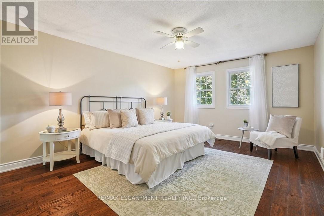 41 Steen Drive, Mississauga, ON - Indoor Photo Showing Bedroom