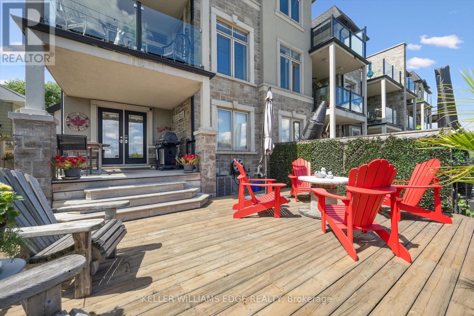 1081 Beach Boulevard, Hamilton, ON - Outdoor With Deck Patio Veranda