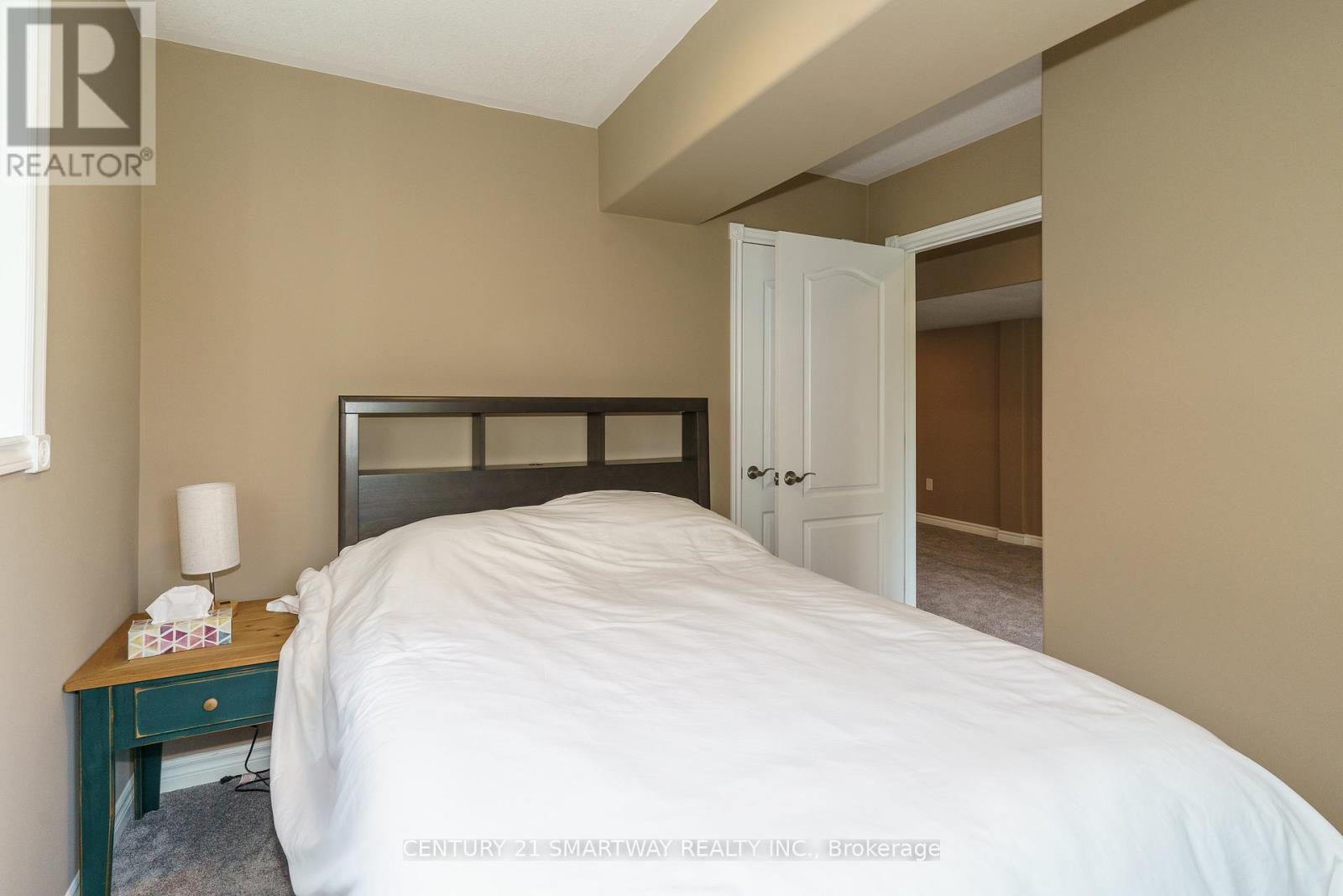96 Main Street, Burk'S Falls, ON - Indoor Photo Showing Bedroom