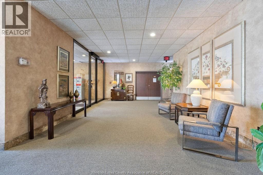 3663 Riverside Drive East Unit# 306, Windsor, ON - Indoor Photo Showing Other Room