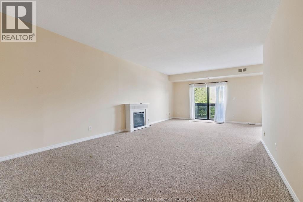 3663 Riverside Drive East Unit# 306, Windsor, ON - Indoor Photo Showing Other Room