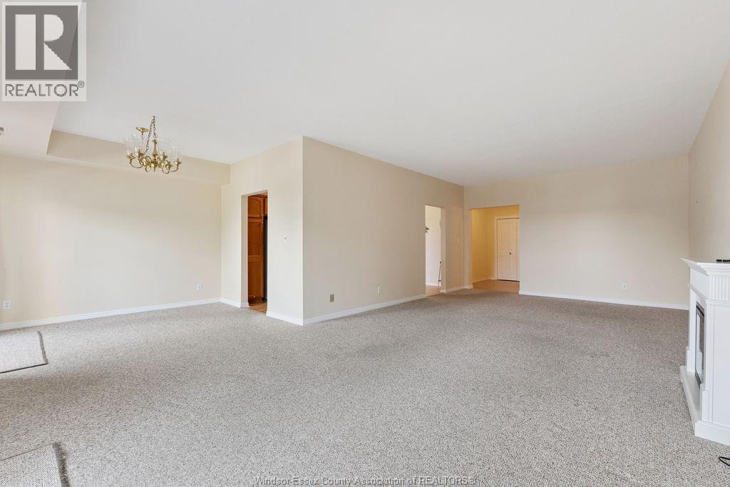 3663 Riverside Drive East Unit# 306, Windsor, ON - Indoor Photo Showing Other Room