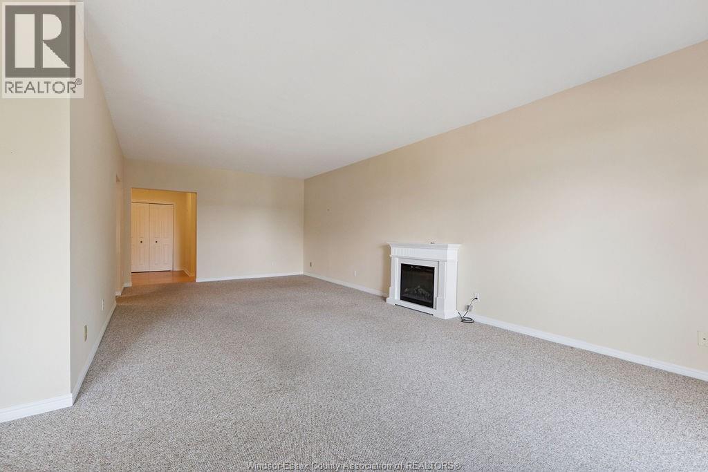 3663 Riverside Drive East Unit# 306, Windsor, ON - Indoor Photo Showing Other Room