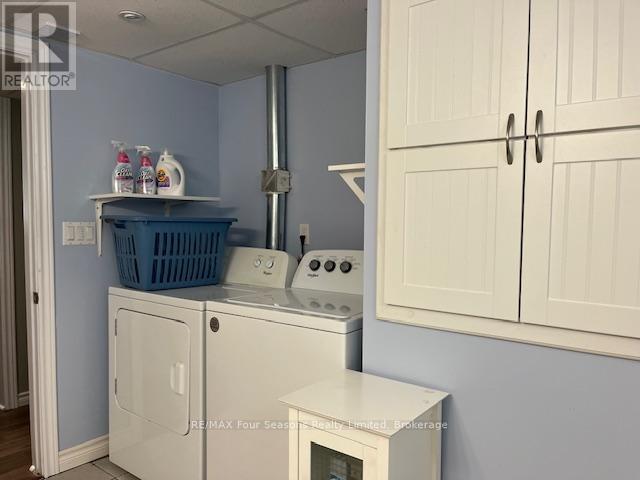 286 Sixth Street, Collingwood, ON - Indoor Photo Showing Laundry Room