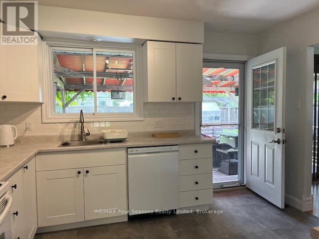 286 Sixth Street, Collingwood, ON - Indoor Photo Showing Kitchen