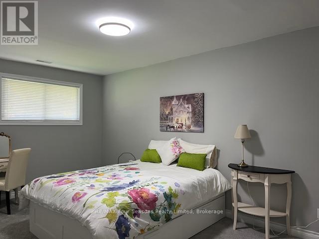 bedroom 1 upper - 286 Sixth Street, Collingwood, ON - Indoor Photo Showing Bedroom