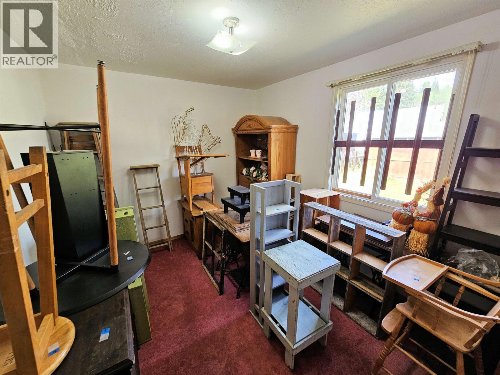 21576 Topley Post Office Road, Topley, BC