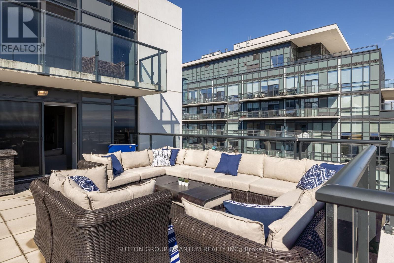 Lph 03 - 400 Adelaide Street E, Toronto, ON - Outdoor With Balcony