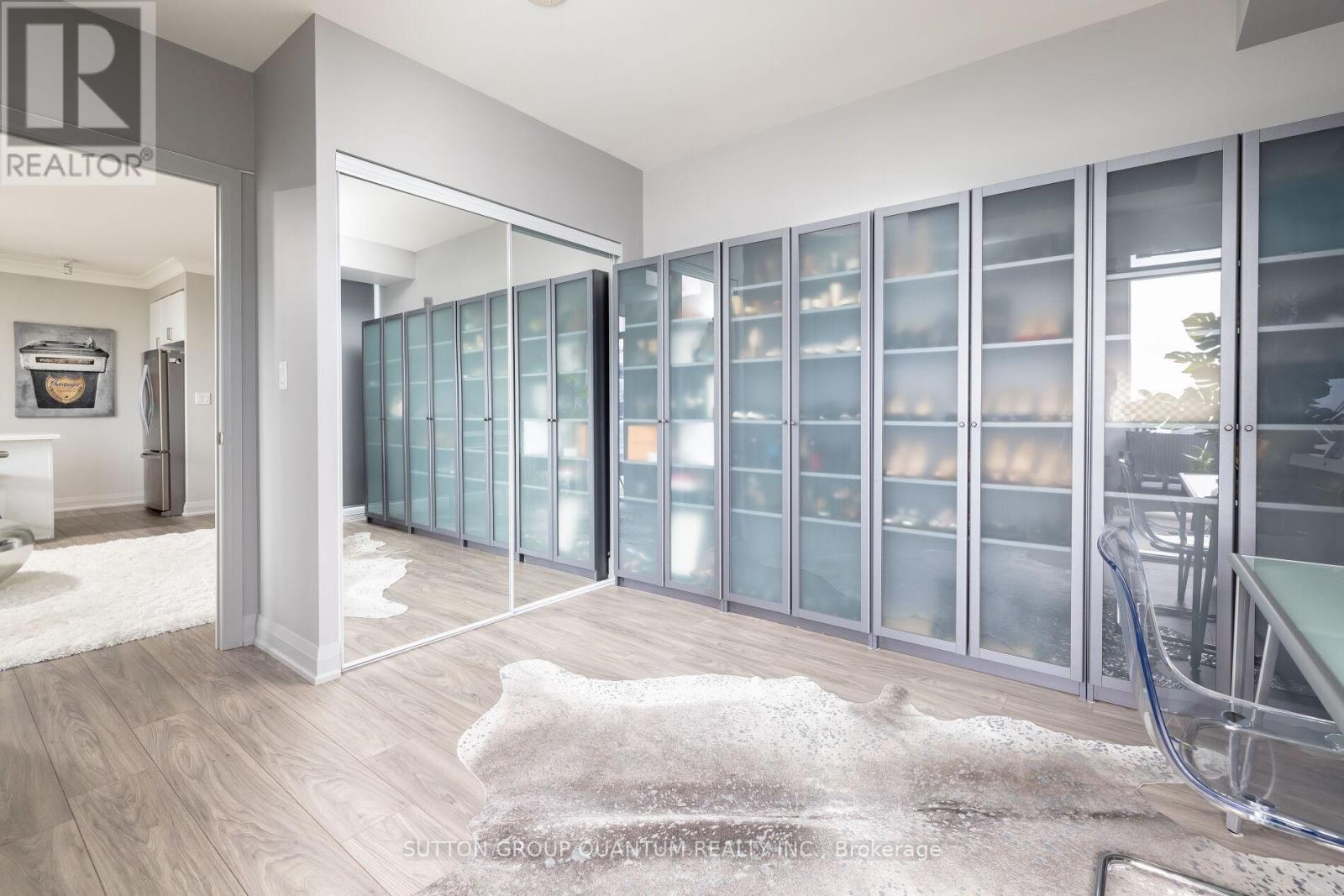 3rd Bedroom Double Closets - Lph 03 - 400 Adelaide Street E, Toronto, ON - Photo Showing Other Room