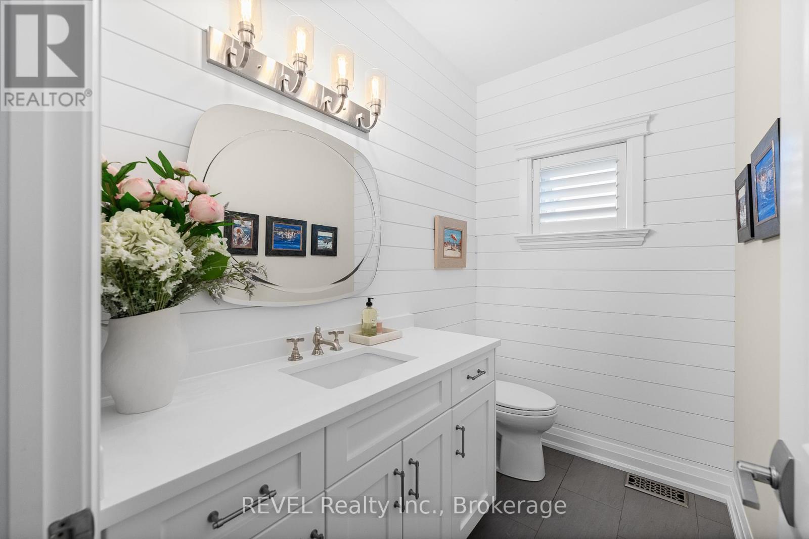 59 Spinnaker Drive, Fort Erie (Ridgeway), ON - Indoor Photo Showing Bathroom