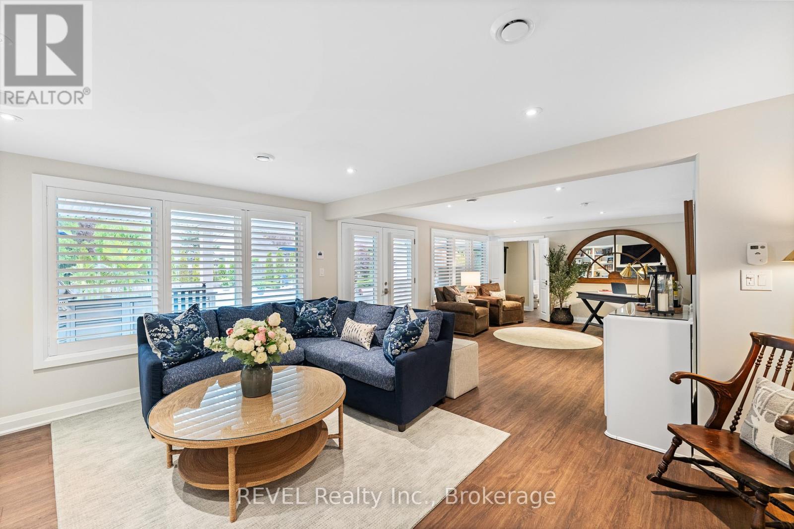 59 Spinnaker Drive, Fort Erie (Ridgeway), ON - Indoor Photo Showing Living Room