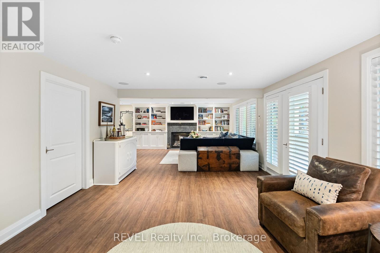 59 Spinnaker Drive, Fort Erie (Ridgeway), ON - Indoor Photo Showing Living Room