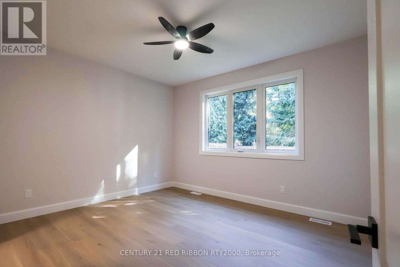 22 - 430 Head Street N, Strathroy-Caradoc (Ne), ON - Indoor Photo Showing Other Room