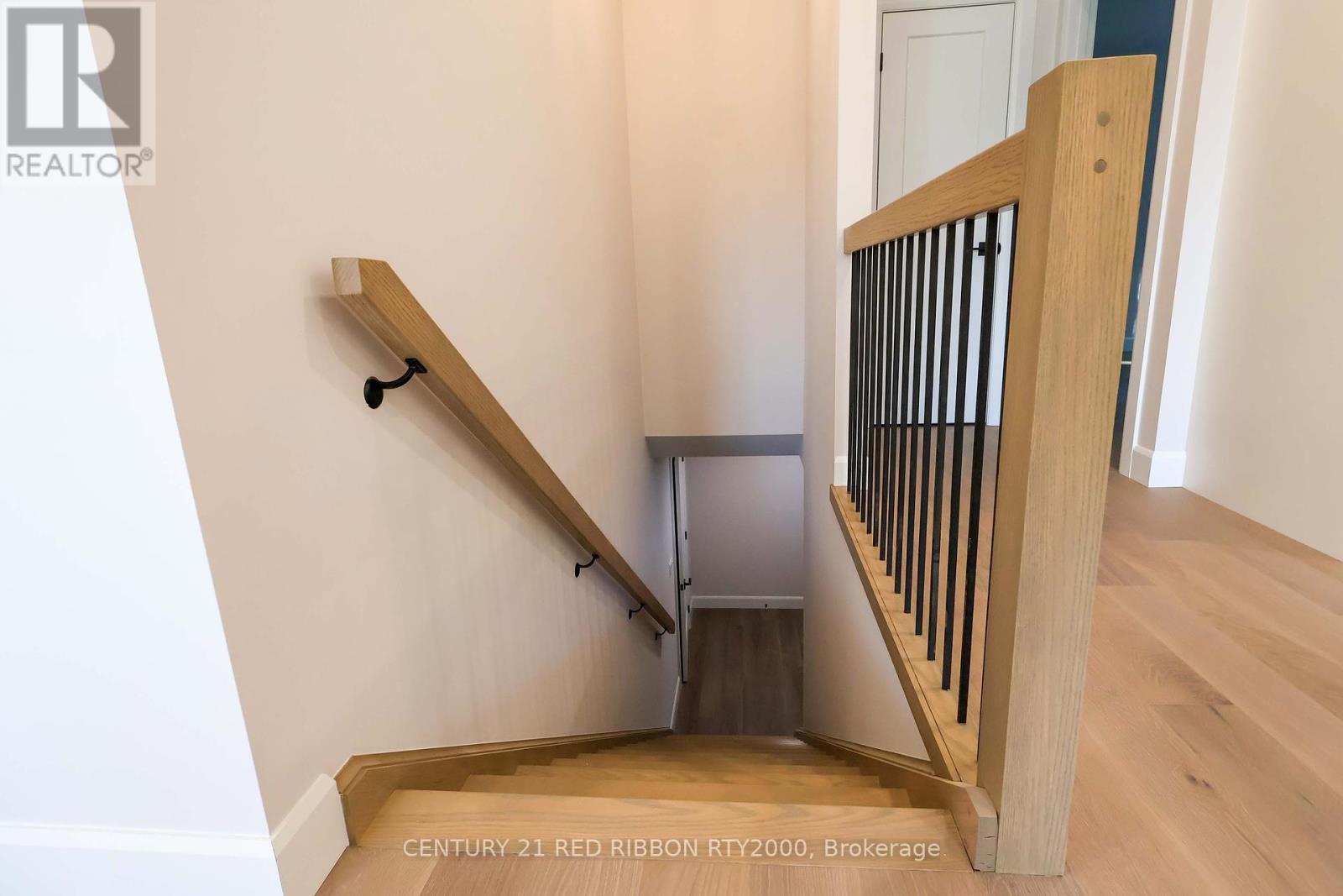 22 - 430 Head Street N, Strathroy-Caradoc (Ne), ON - Indoor Photo Showing Other Room