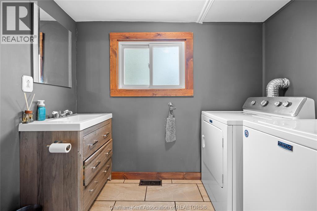 7783 Talbot Trail, Blenheim, ON - Indoor Photo Showing Other Room