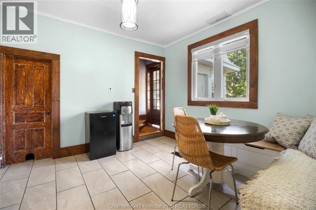 7783 Talbot Trail, Blenheim, ON - Indoor Photo Showing Dining Room