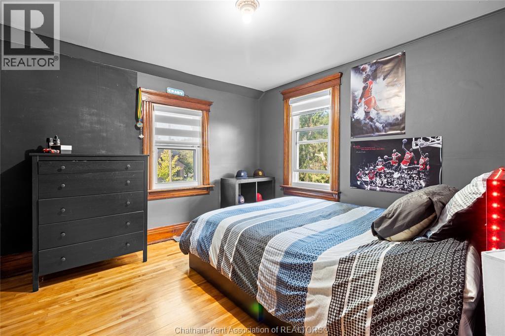 7783 Talbot Trail, Blenheim, ON - Indoor Photo Showing Bedroom