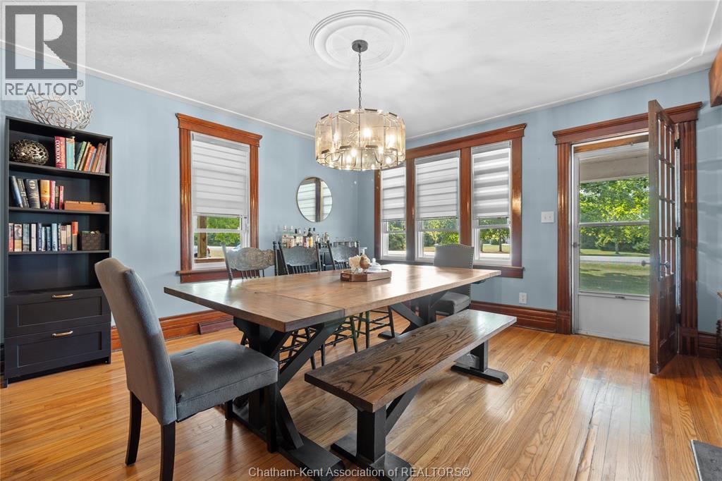 7783 Talbot Trail, Blenheim, ON - Indoor Photo Showing Dining Room