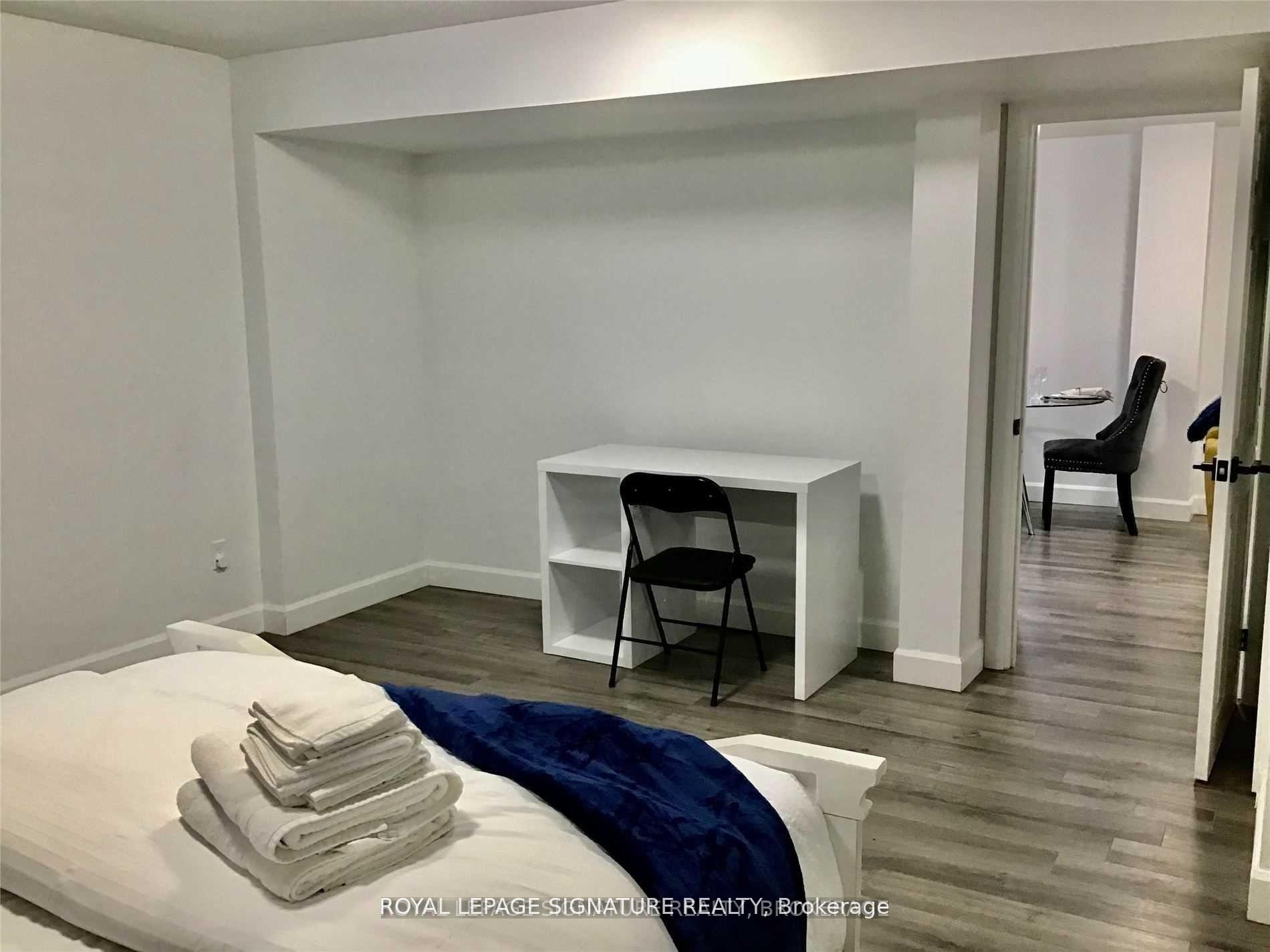 Bsmt-751 Pitcher Place, Milton, ON - Indoor