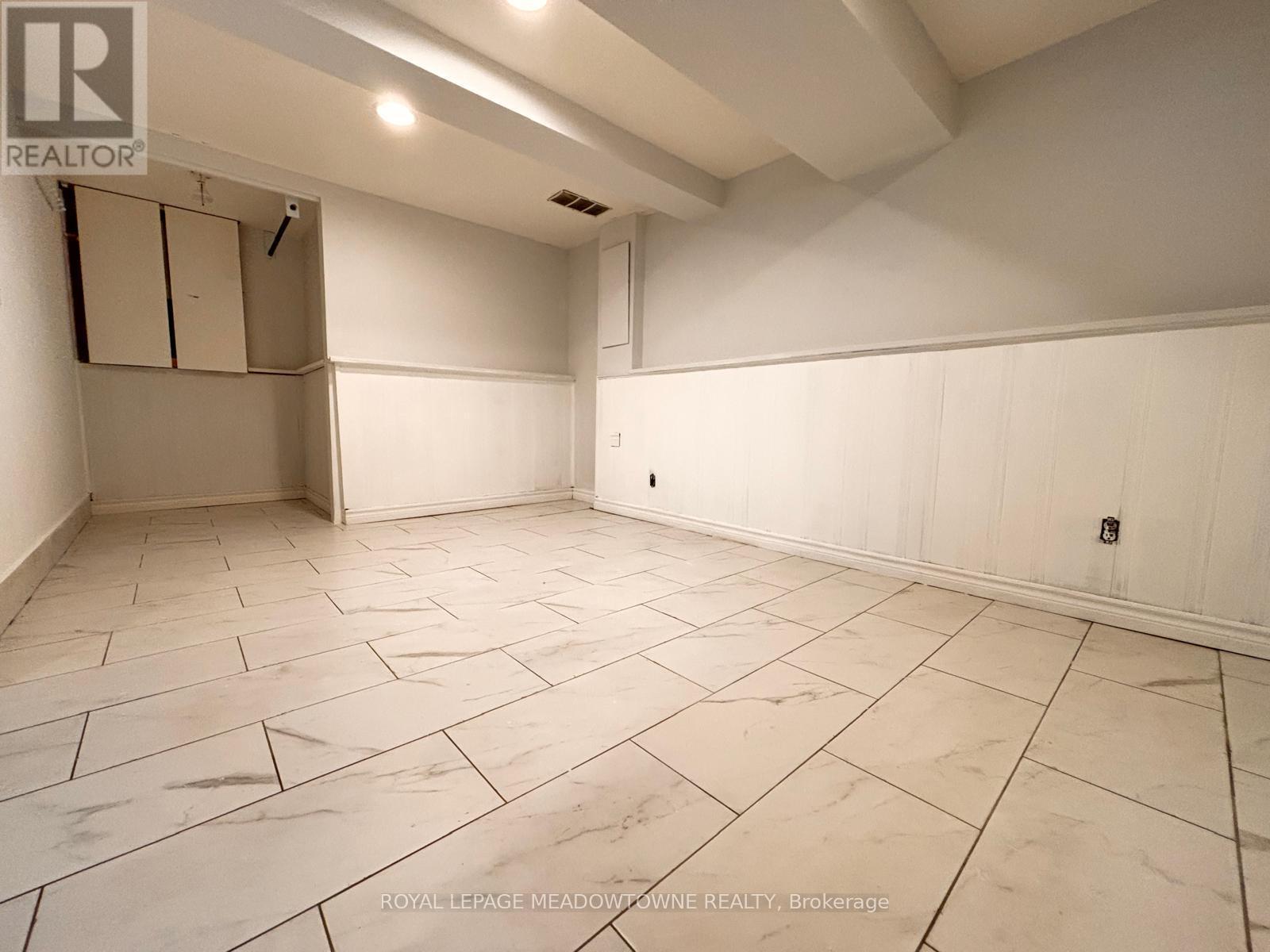 Basement - 15 Lafayette Drive, St. Catharines, ON - Indoor Photo Showing Other Room