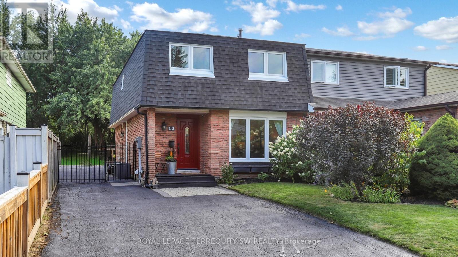 12 Newby Court, Brampton, ON - Outdoor